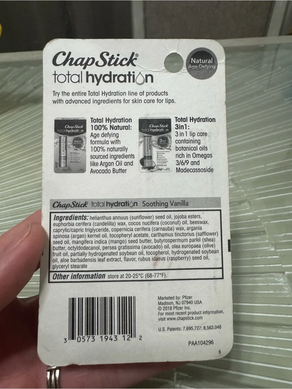 ChapStick Total Hydration Soothing Oasis Lip Balm - Blue